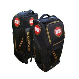 SS Super Select Duffle Cricket Kit Bag With Wheel Camo